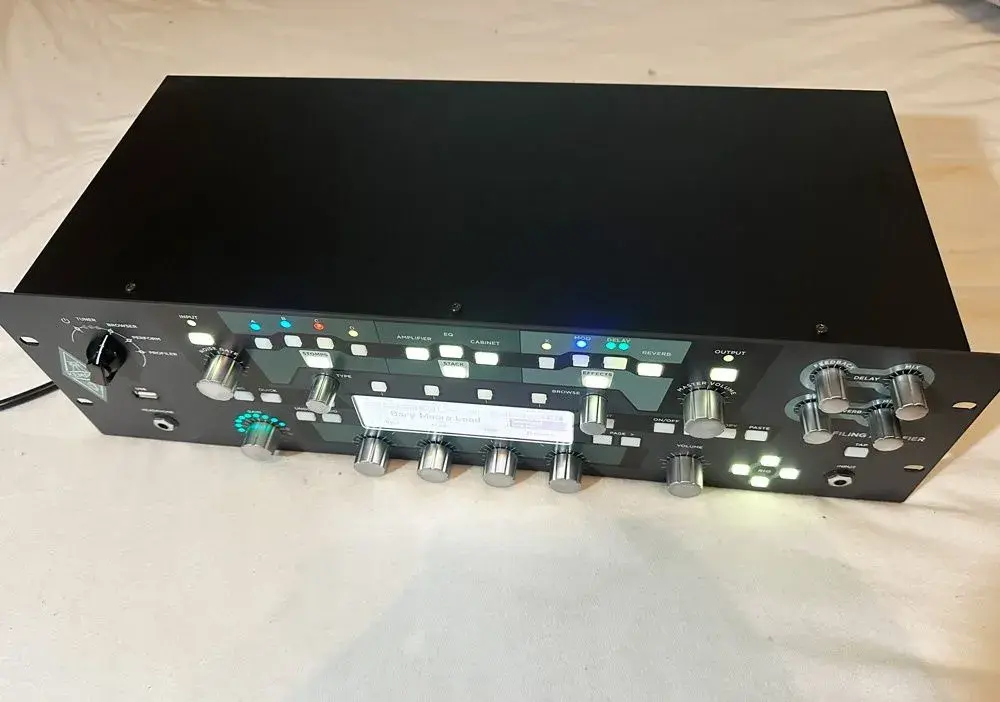Kemper Profiler Rack preamp/multiefekt + zbierka profilov