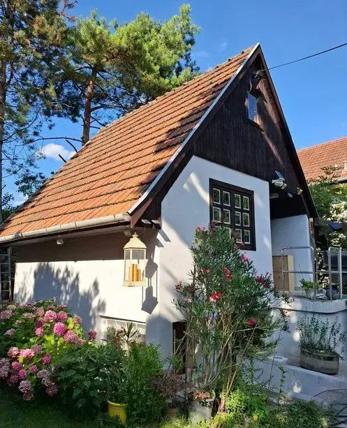 PREDAJ - Záhradná chata na Devínskej ceste