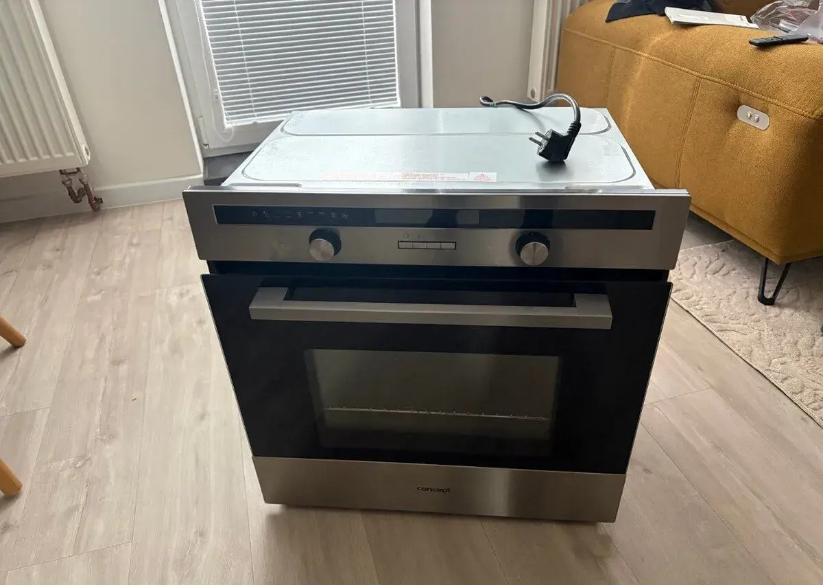 Vstavaná elektrická rúra Concept ETV7160 – 60 €