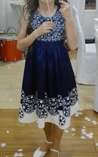 Dievčenské šaty