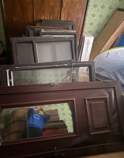 Darujem okná a dvere