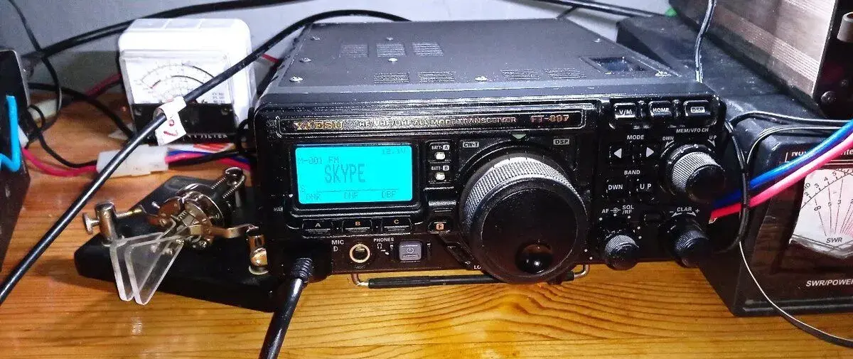 FT897D