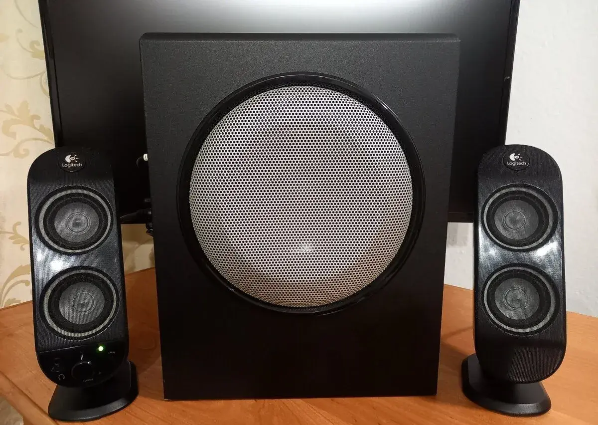 Reproduktory Logitech X-530 70W RMS 2.1 STAVE