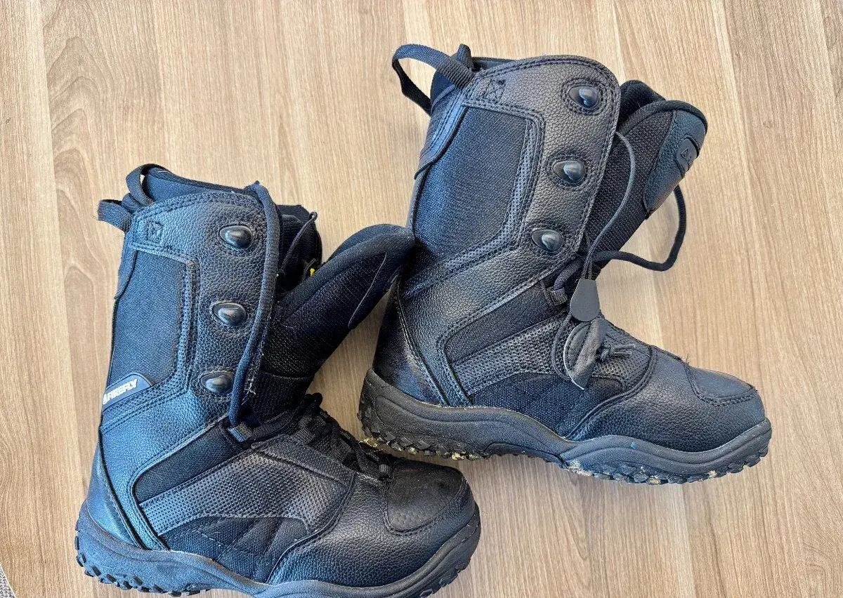 Snowboardové topánky 35, ako nové