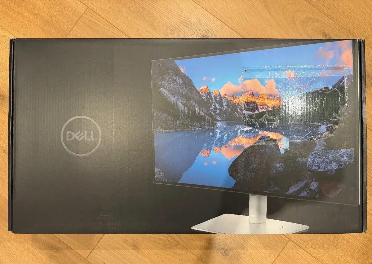 Dell UltraSharp U2722DE – 27″ QHD USB-C monitor