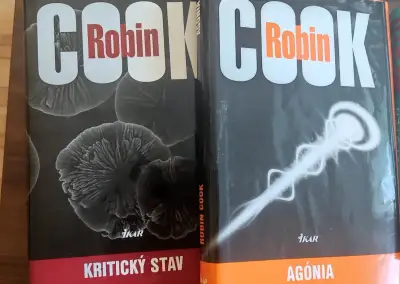 ROBIN COOK,MICHAEL CONNELLY.