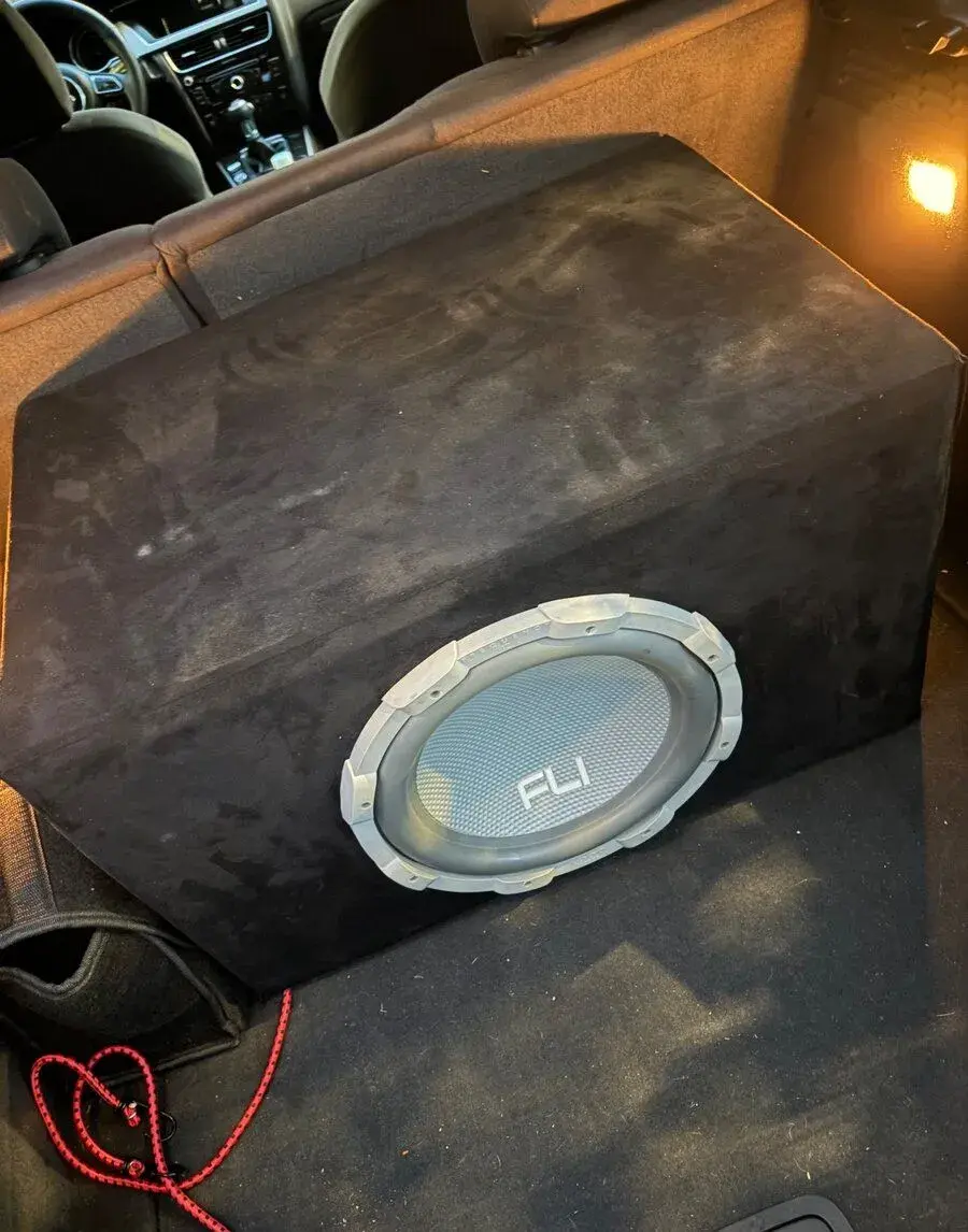 Subwoofer FLI 300w