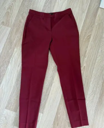 Elegantne nohavice 38