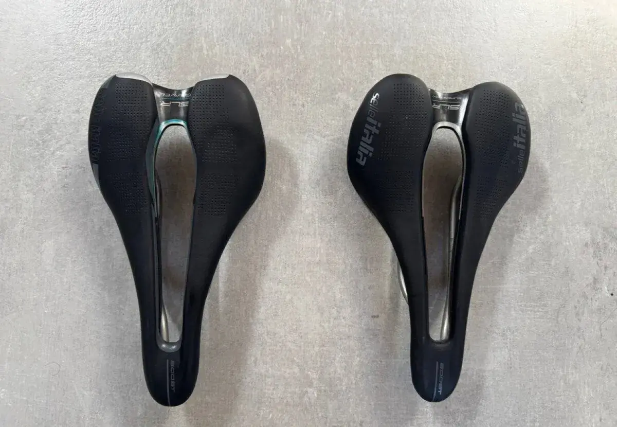 2x špičkové sedlo Selle Italia – stav