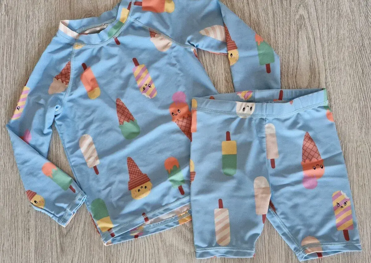 Plavky Lindex veľ. 98/104