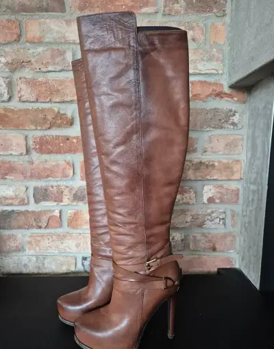 Hnedé vysoké čižmy, veľkosť 39