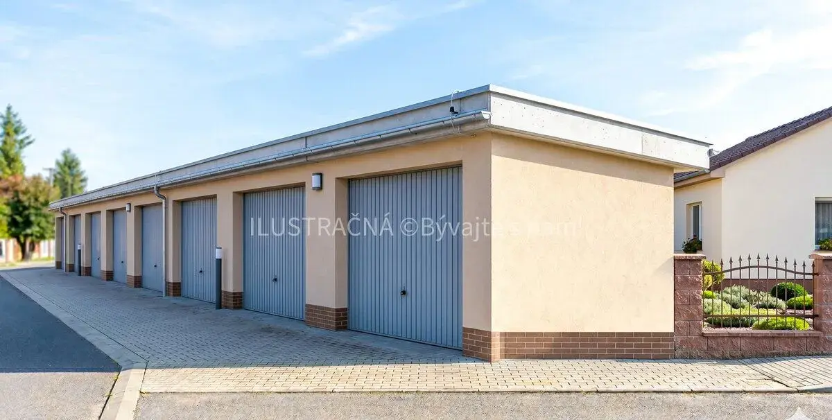 Garáž na predaj – sídlisko Juh, Trebišov
