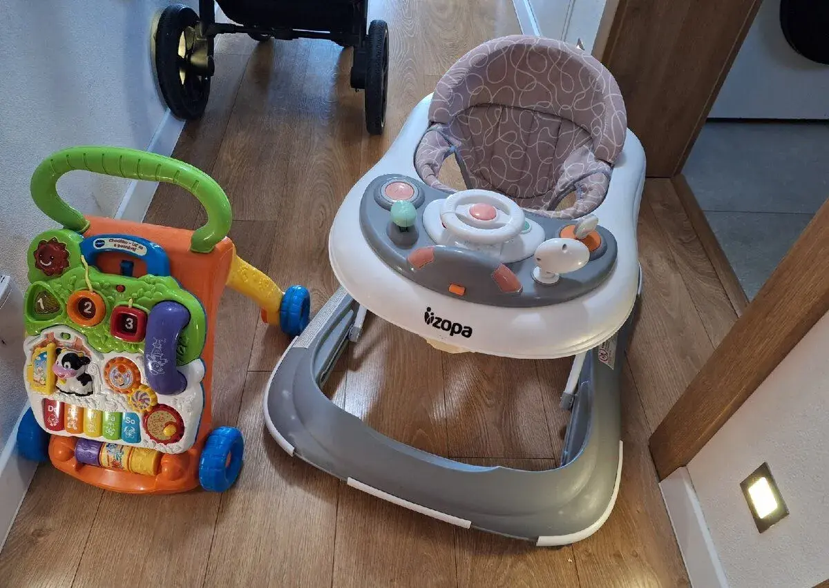 Chodak zopa a VTECH chodítko