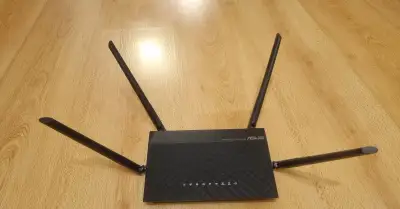 Wi-Fi router ASUS RT-AC1200