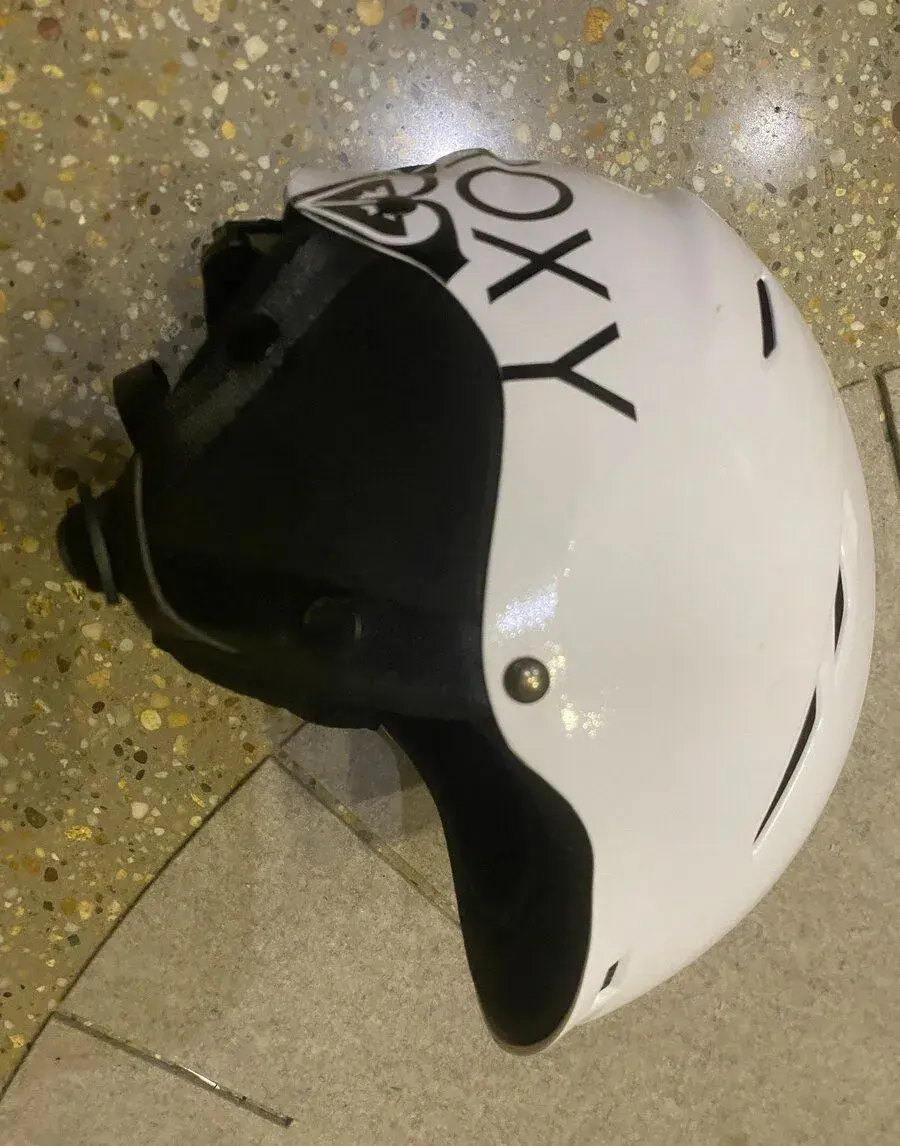 Roxy – dámska snowboardová / lyžiarska prilba