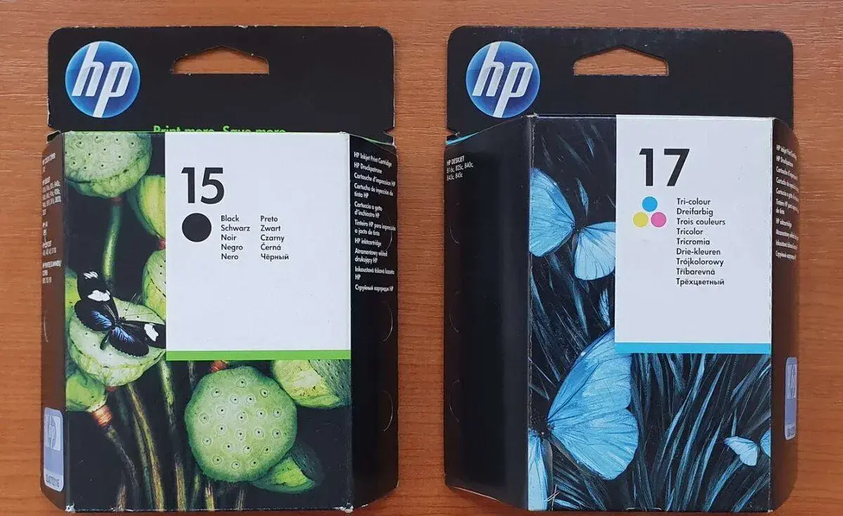 náplne pre tlačiareň HP - farebná C6625AE, čierna C6615DE