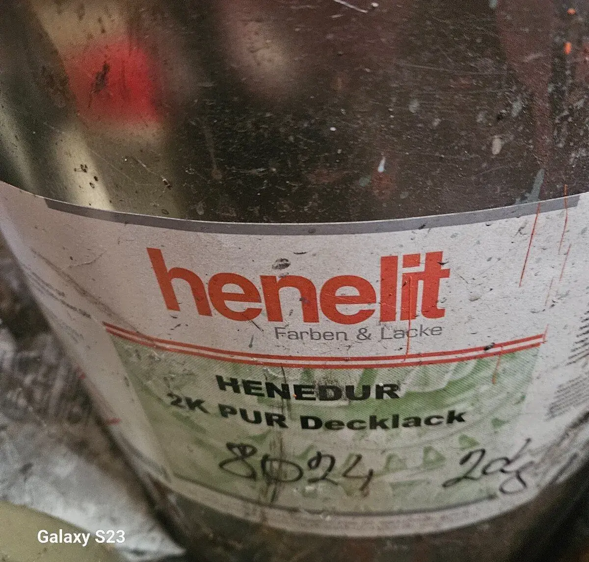 Dvojzlozkovu farbu- HENELIT 8024
