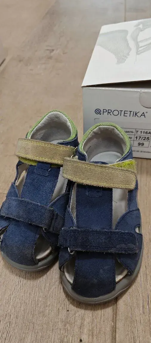 Protetika sandále 25