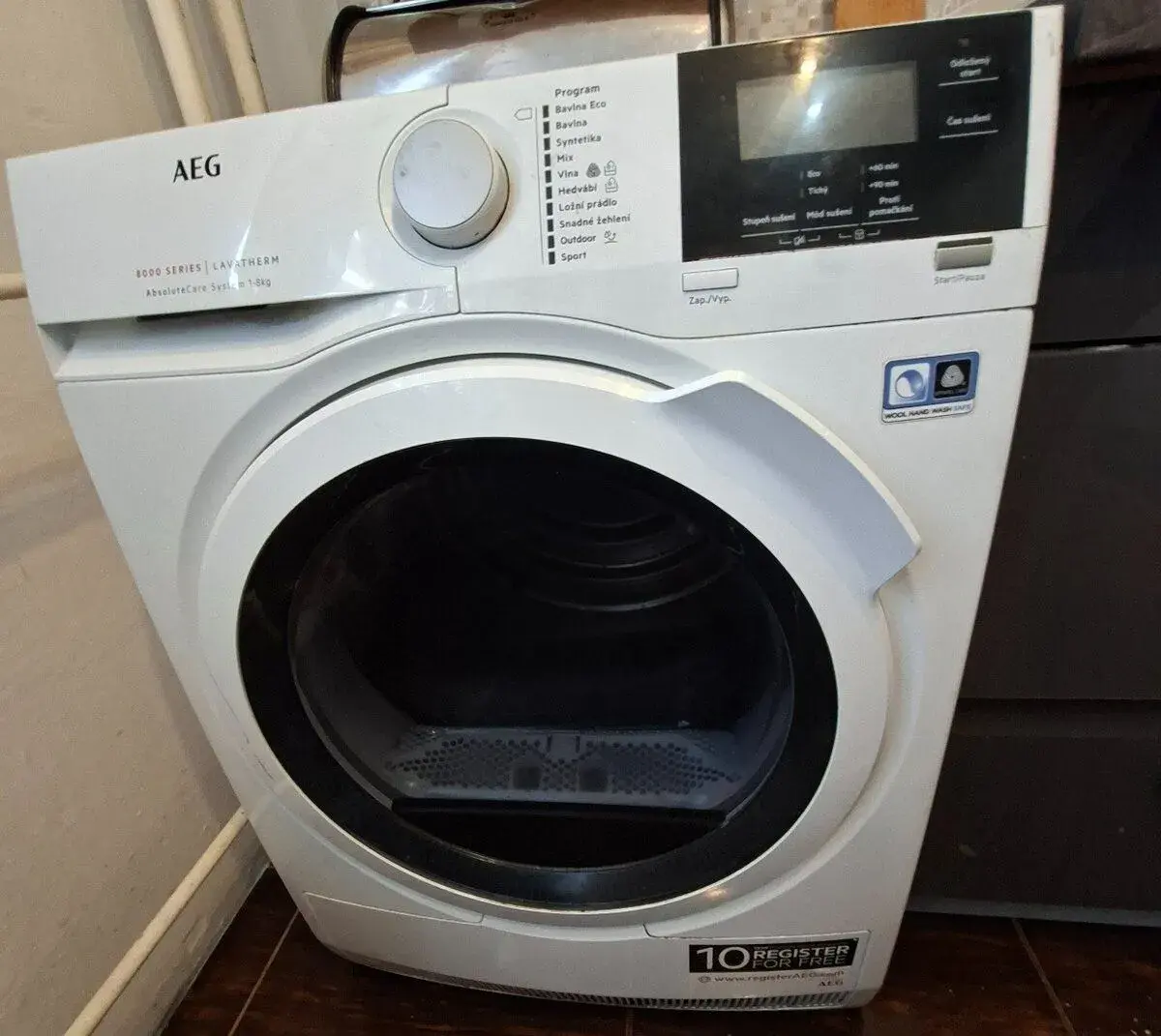 Automatickú pracku AEG
