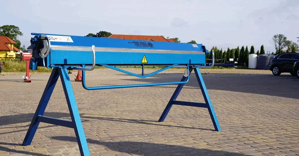 Ohýbačky plechov s magnetmi 2 metre pre pokrývačské práce