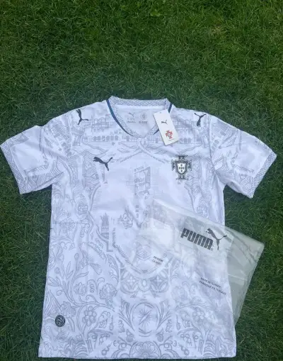 Portugal jersey M