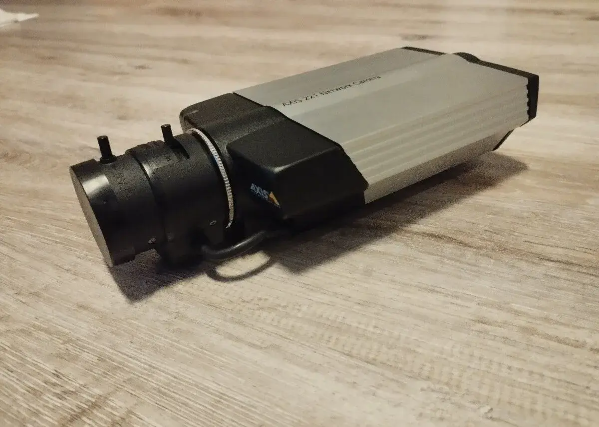 Axis 221 network camera - nová