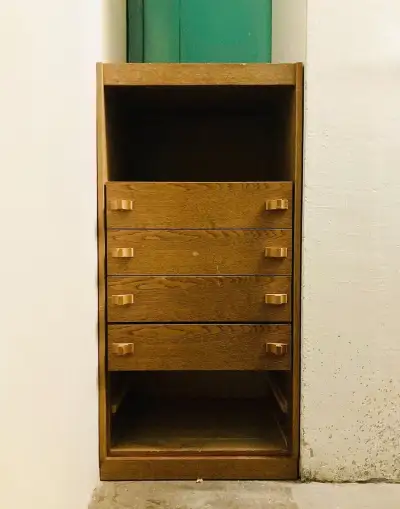 Retro Zásuvková Skriňa Rousínov (1987)