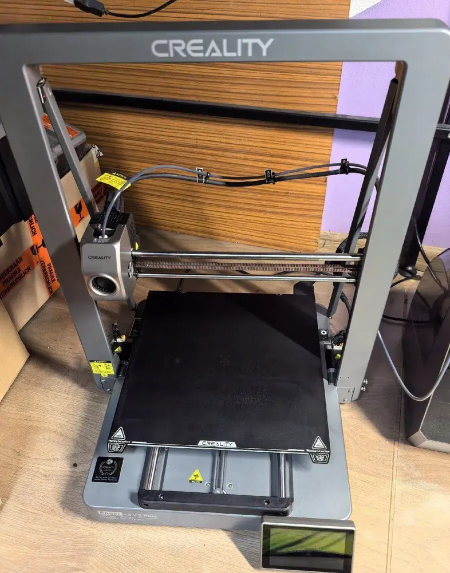 Creality Ender 3V3 plus v záruke