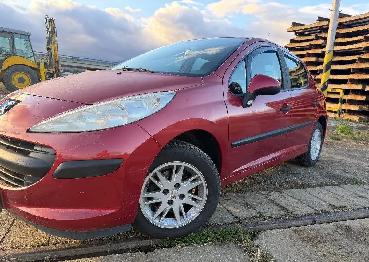 Peugeot 207 – 2006, 117 643 km