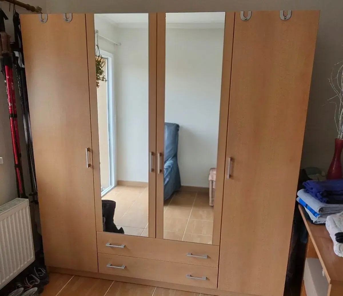 Šatníková skriňa