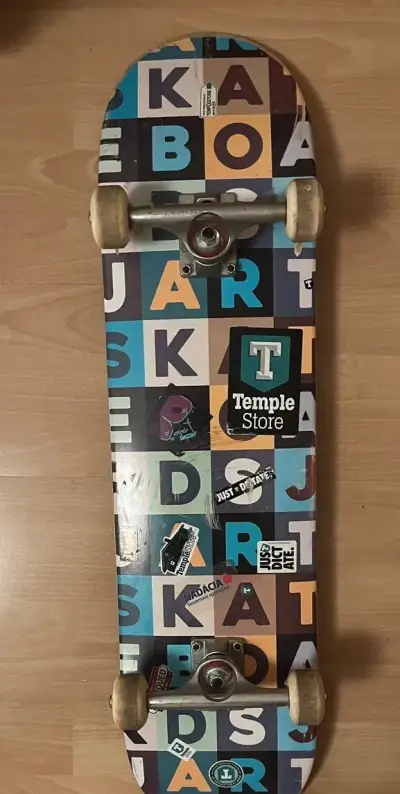 Skateboard