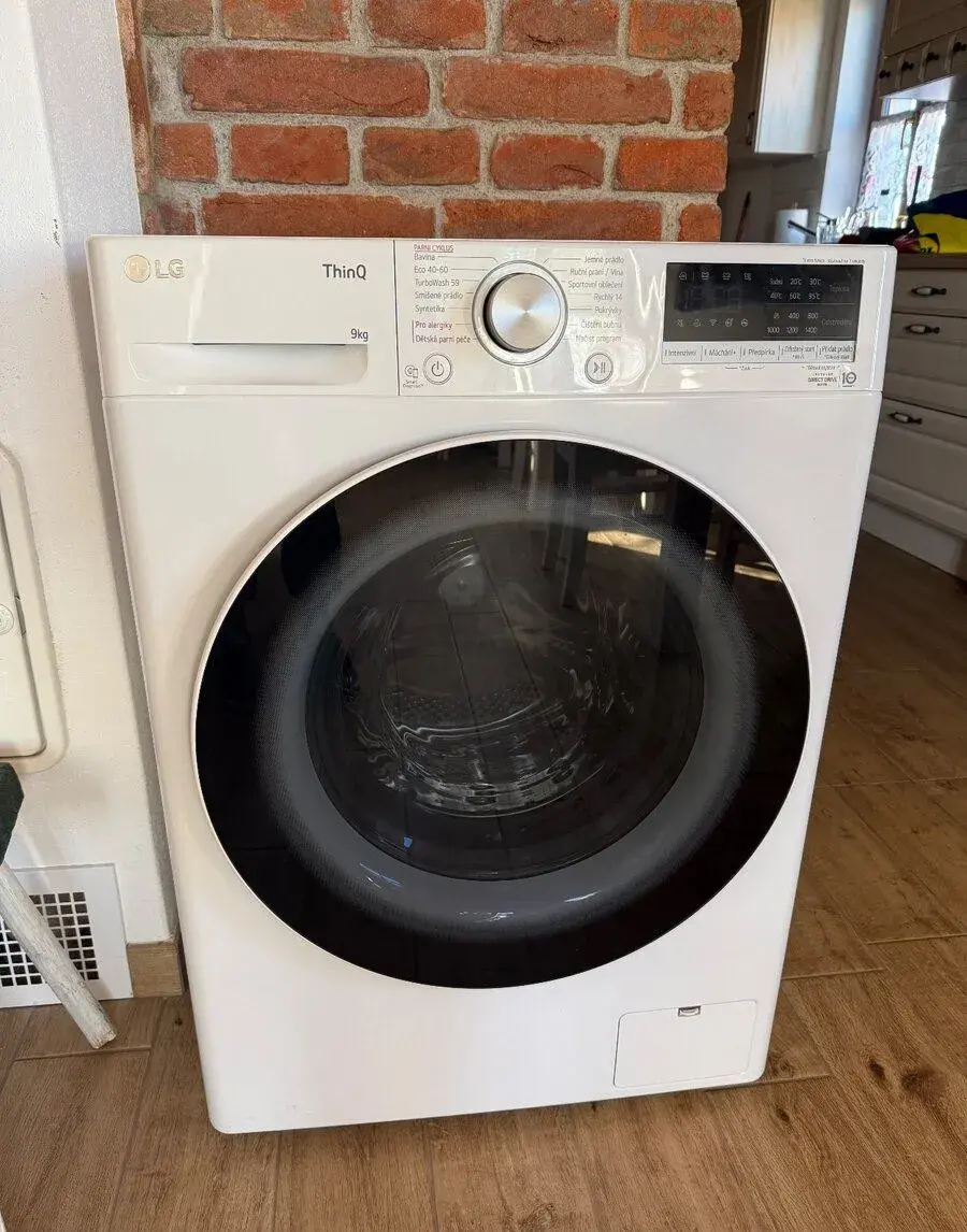 Práčka LG ThinkQ 9kg