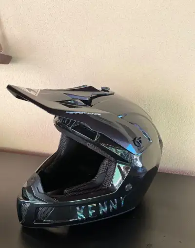 Prilba KENNY