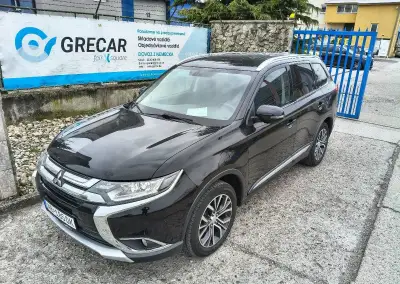 Mitsubishi OUTLANDER – 2017, 89 000 km