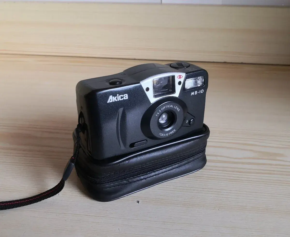Fotoaparát Akica MB-10