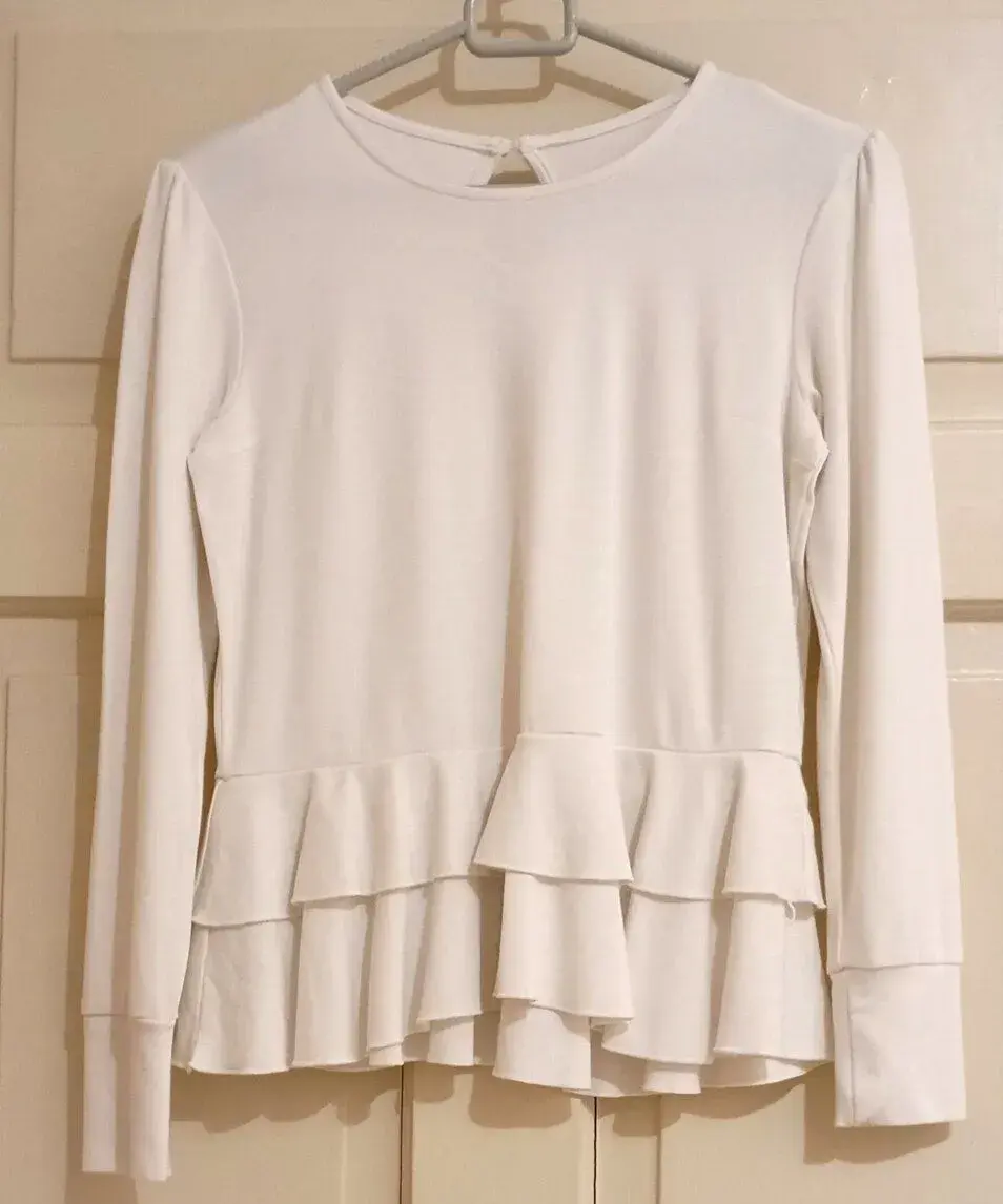 Jemná peplum blúzka