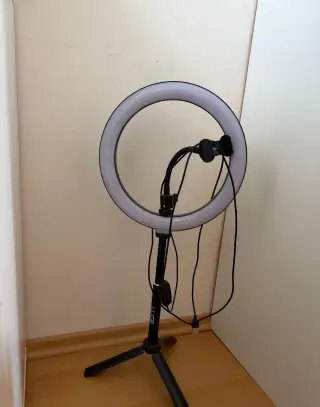 LED Ring Light – svetlo so statívom a držiakom na mobil