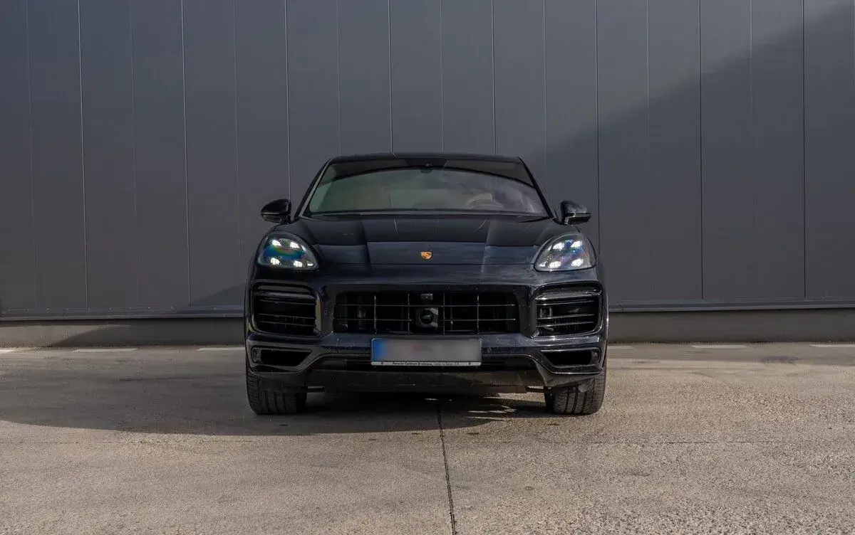 Porsche Cayenne – 2022, 31 000 km