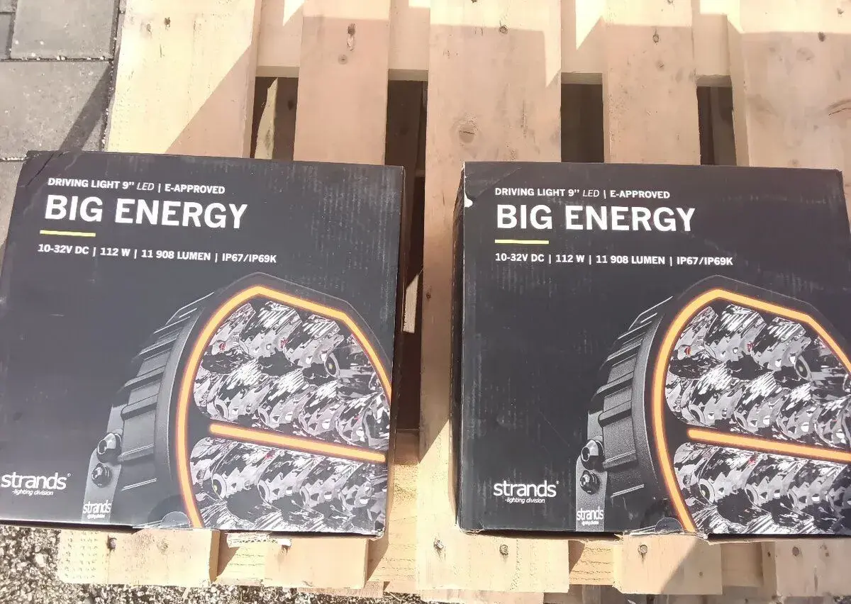 Svetlomety Strands big energy