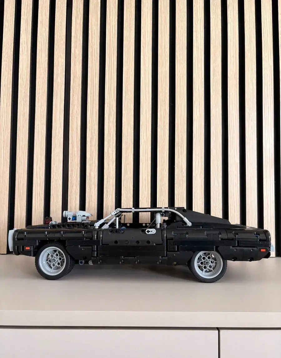 Lego technic 42111 Dom's Charger