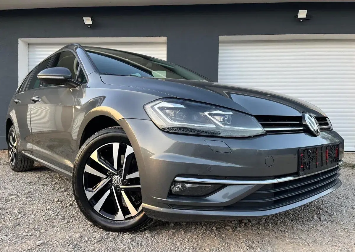 Volkswagen GOLF – 2020, 235 000 km