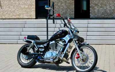 Suzuki Intruder 800 Custom