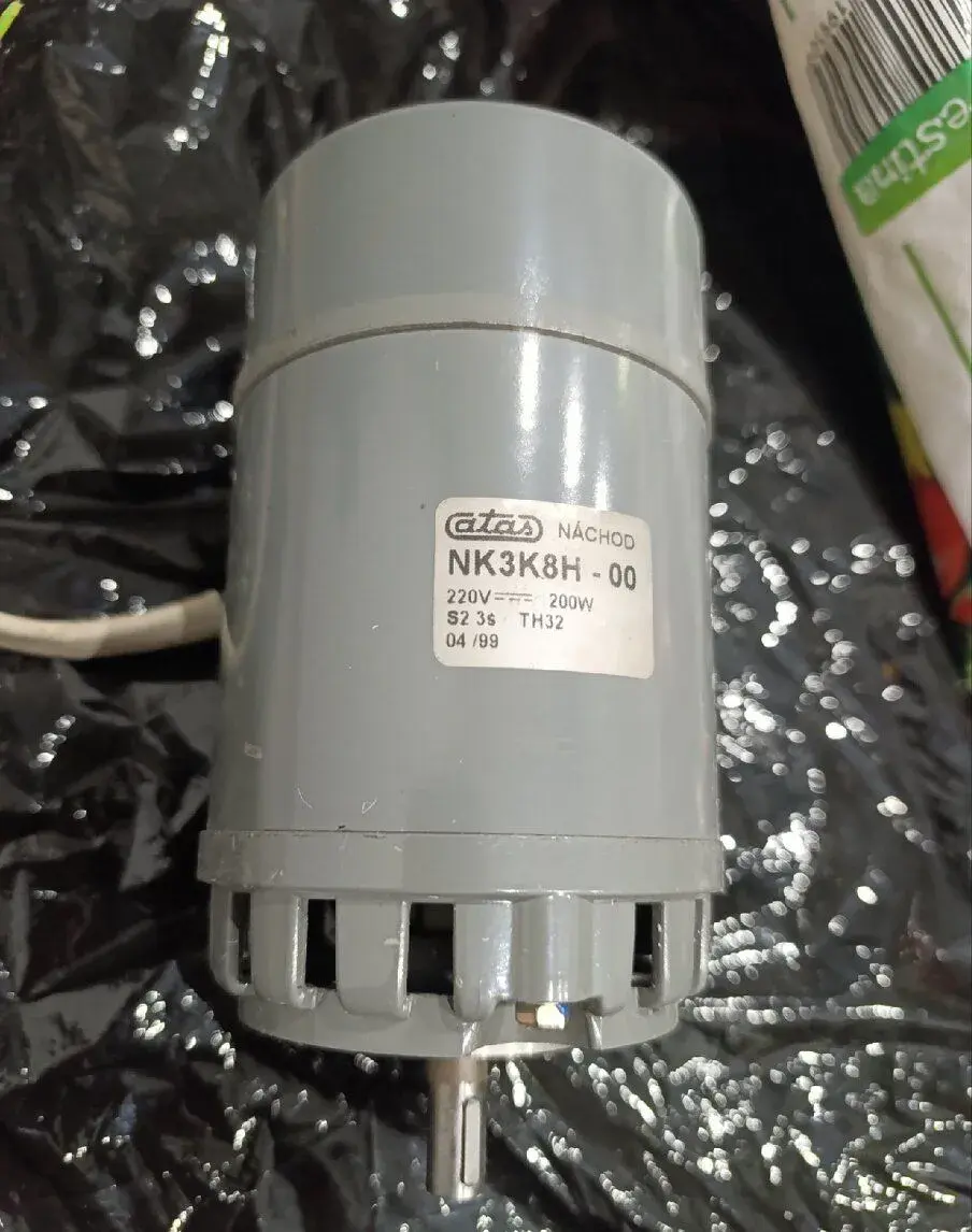Motor
