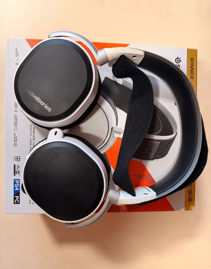 Steelseries Arctis Pro Wireless