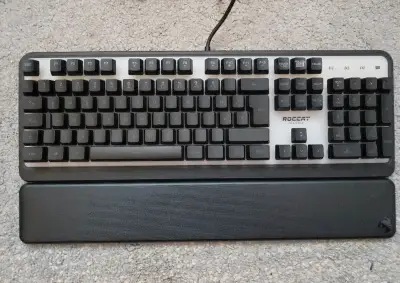 Roccat Magma RGB Gaming Keyboard