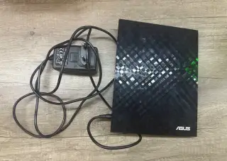 Router Asus RT-AC52U