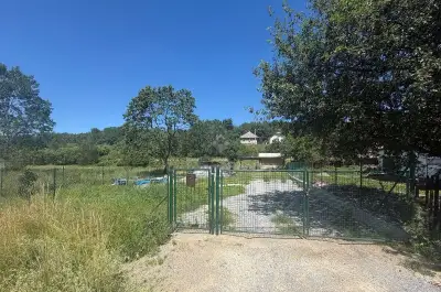 Na predaj, rovinatý pozemok, obec Helcmanovce, okres Gelnic