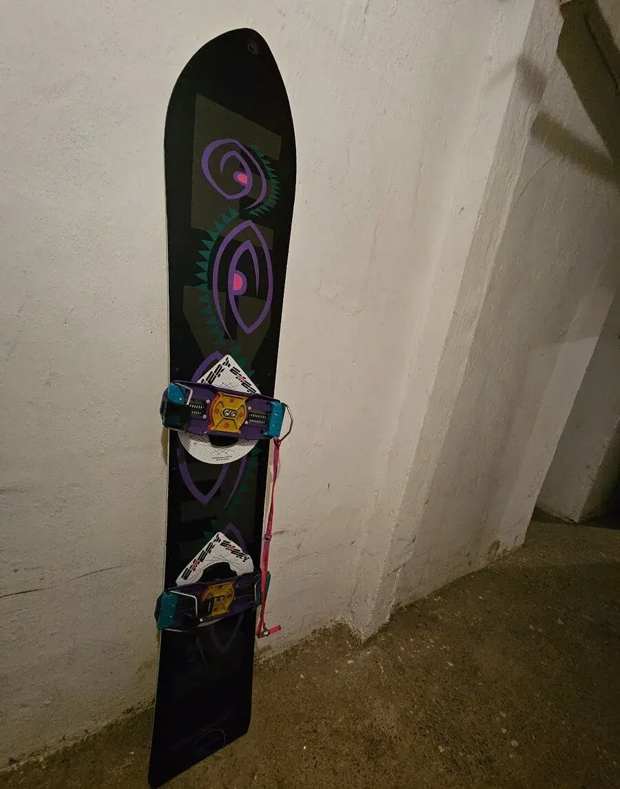 Používaný Snowboard Rossignol 163