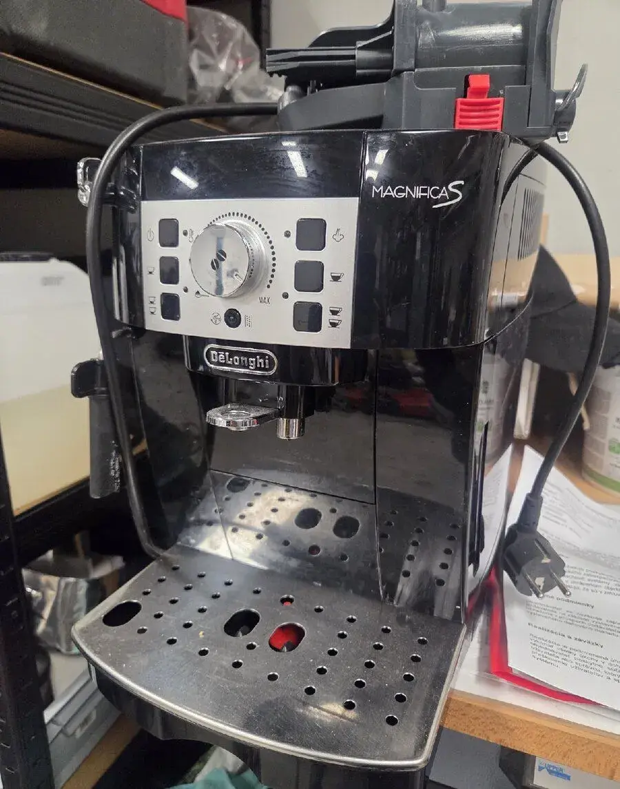 De’Longhi Magnifica S – automatický kávovar