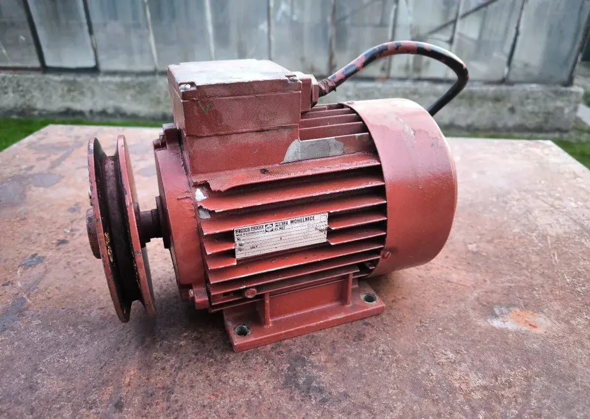 Elektromotor MEZ Mohelnice
